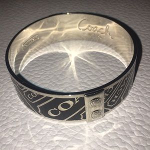 Coach cuff bracelet ✨AUTHENTIC✨